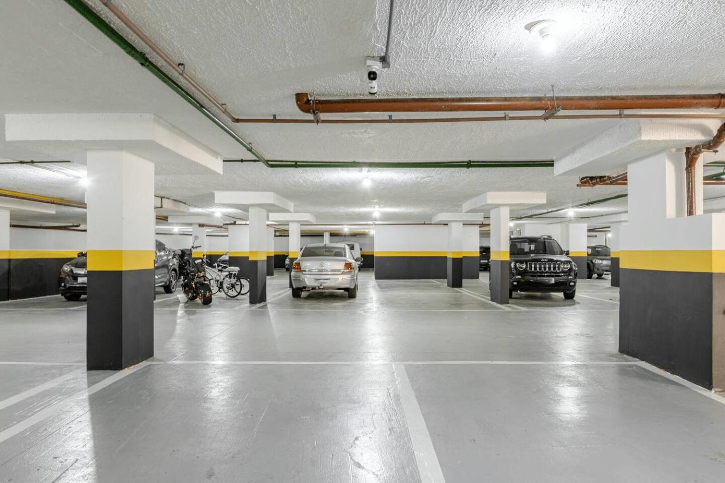 Apto - Predio De Frente Para Praia - Asturias - Guaruja - 2 Vagas Garagem - Wi-Fi E Ar Condicionado Extérieur photo