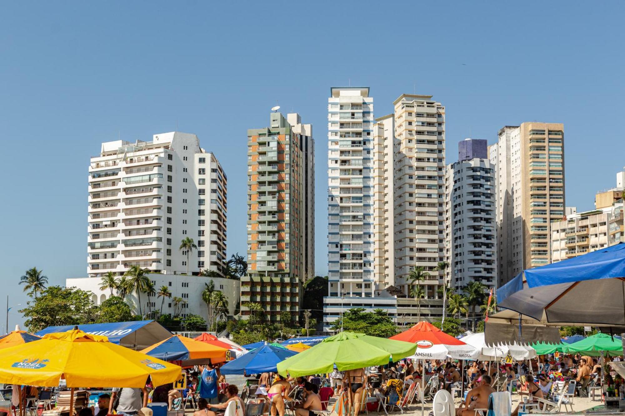 Apto - Predio De Frente Para Praia - Asturias - Guaruja - 2 Vagas Garagem - Wi-Fi E Ar Condicionado Extérieur photo